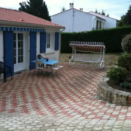 Hébergement de vacances 3 Ch, Jardin, Wifi, Proche Et Forêt, Quartier Calme - Fr-1-336-99